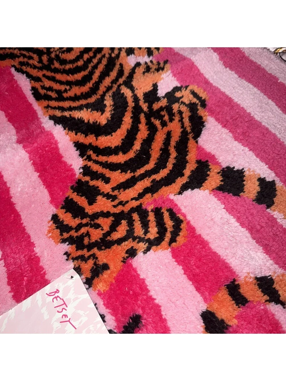 Betsey Johnson Tigers Skid Resistant Bath Rug, 20” x 32”